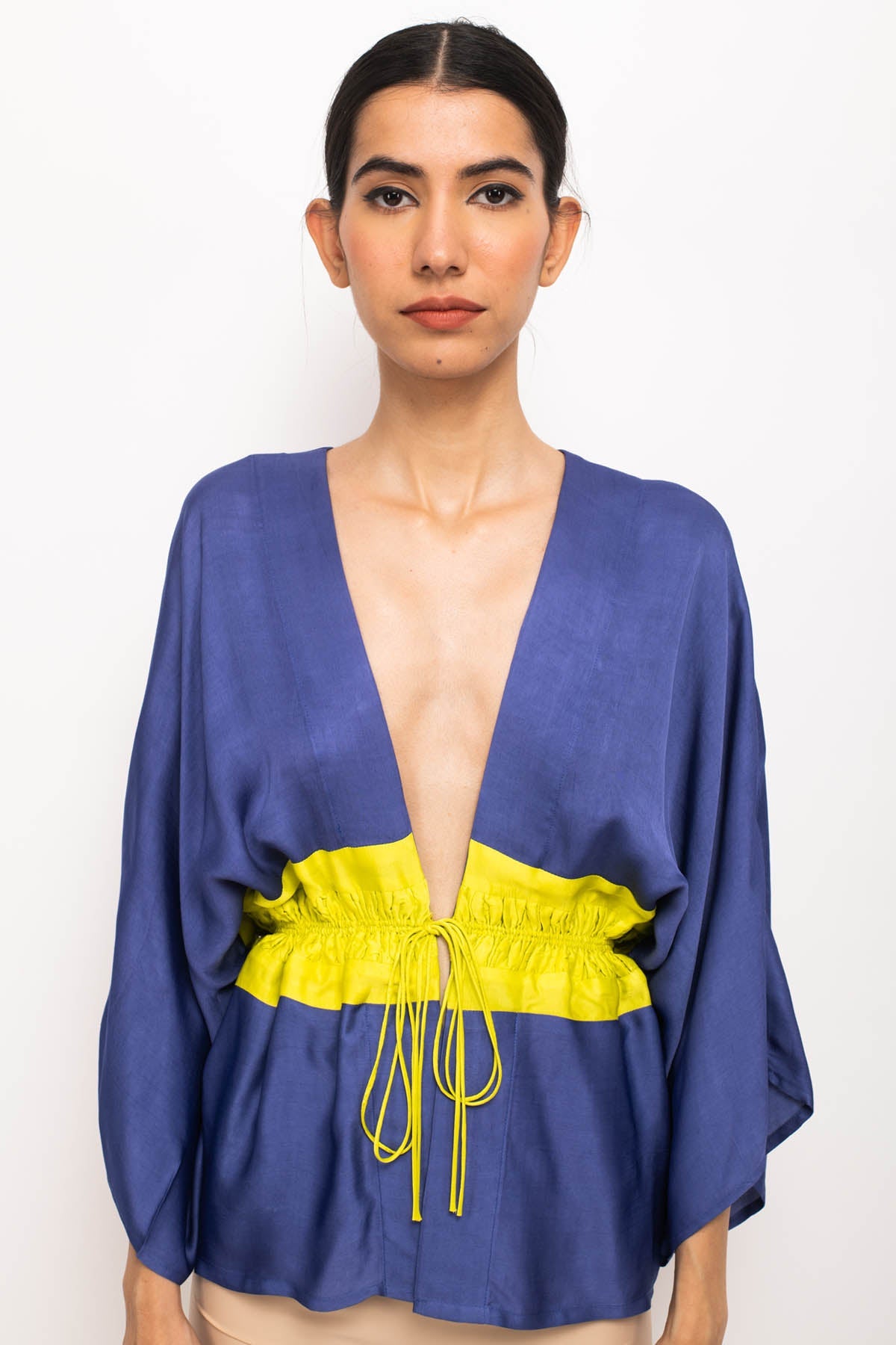 Buy Neora by Nehal ChopraColor Blocked Short Cape for Women Online